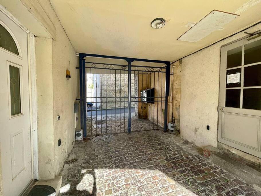 דירות באיו La Bellevue X Parking By Melrose מראה חיצוני תמונה